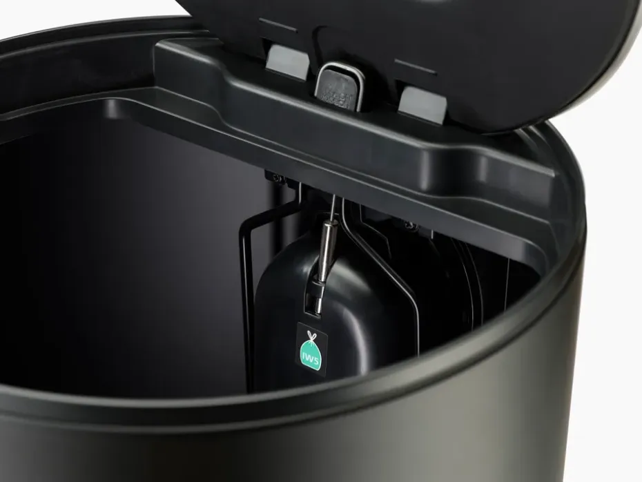 Joseph Joseph Arc cubo de pedal 30 L, Carbon black