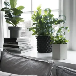 Maceta Cloudy, gris oscuro, pequeña, Ø 21 cm