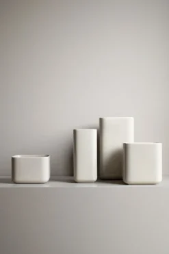 Maceta Cube small Ø13 cm, Shiny mole