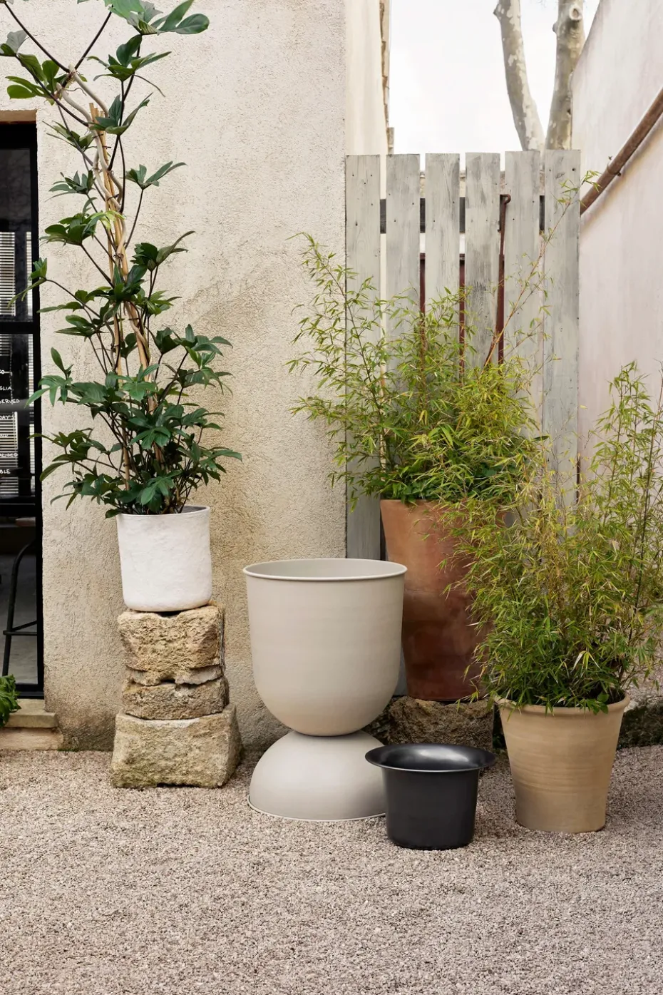 Maceta Hourglass grande Ø50 cm, Cashmere