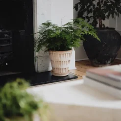 Maceta Pantheon raw, Rosa, Ø18 cm