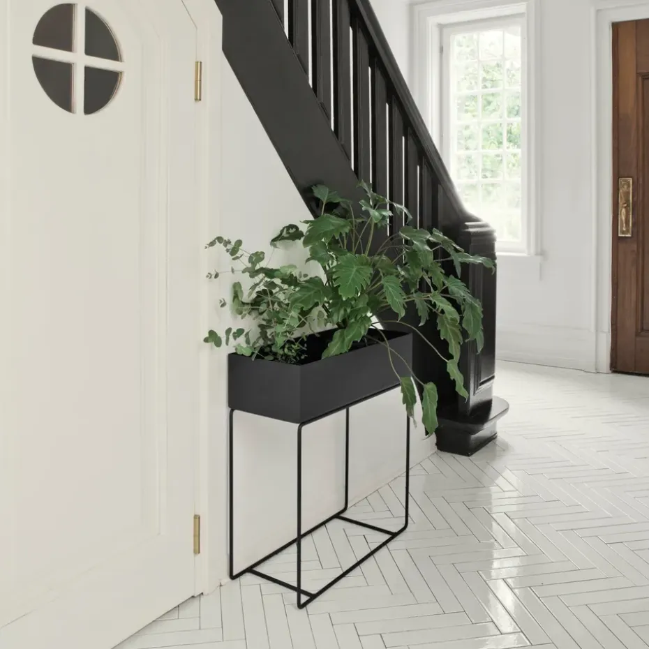 Macetero Plant Box ferm LIVING, negro