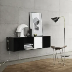 Módulo de estantería Line colgado en pared 1 puerta, New white 101