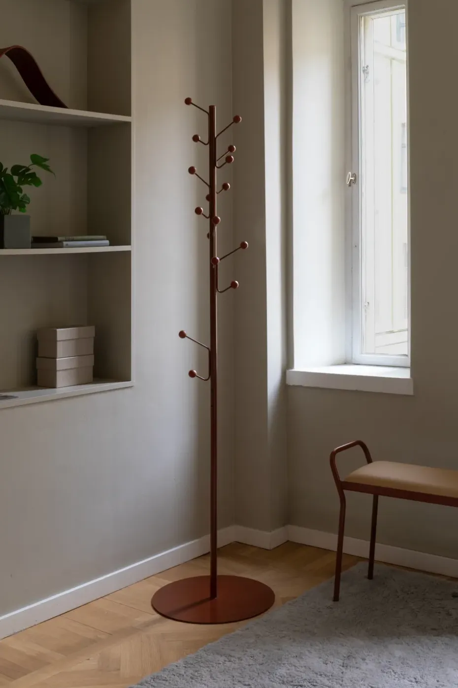 Perchero Bill Floor, Cinnamon