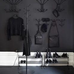 Perchero Bill Floor, Negro