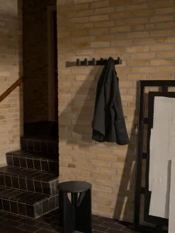 Perchero Column 49 cm, Roble lacado en negro