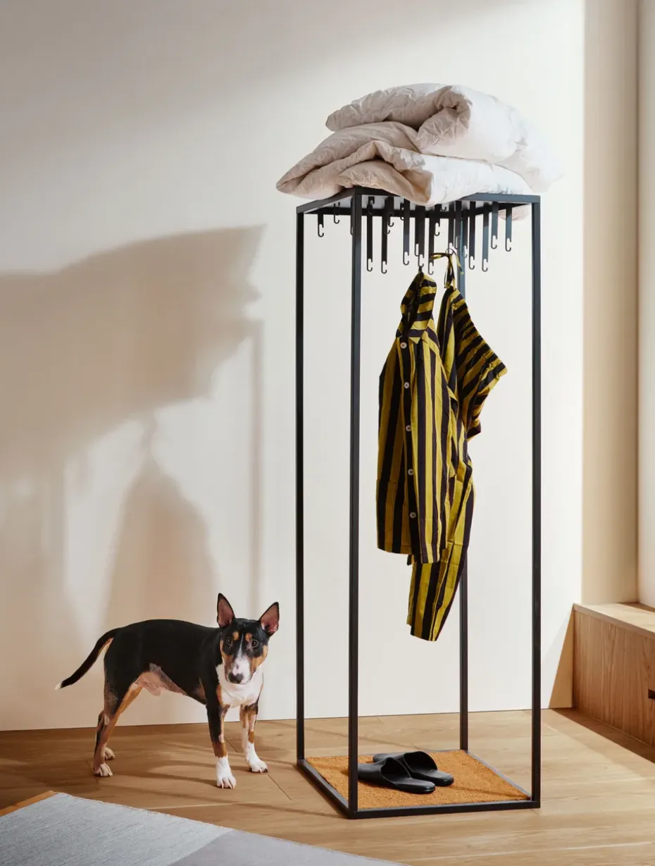 Perechero Atelje, Negro