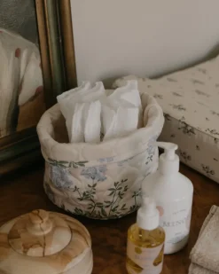 Plumbago Satin cesta acolchada 2 piezas, 20xØ20 cm + 30xØ30 cm