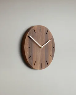 Reloj de pared Watch:Out, roble oscurecido-latón