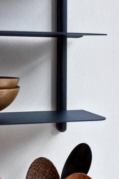 Repisa Nivo D, Ceniza teñida de negro-negro