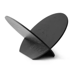 Revistero Silia, Fresno negro