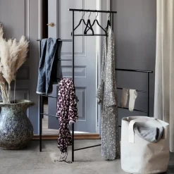 Set de 3 perchas Ferm Living, negro