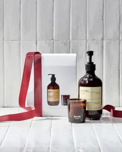 Set de regalo Meraki jabón de manos y vela perfumada, Northern dawn + dark wood