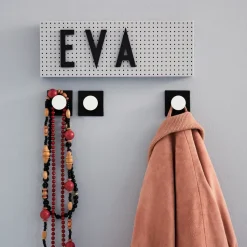 Tablón de letras Design Letters pequeño, gris