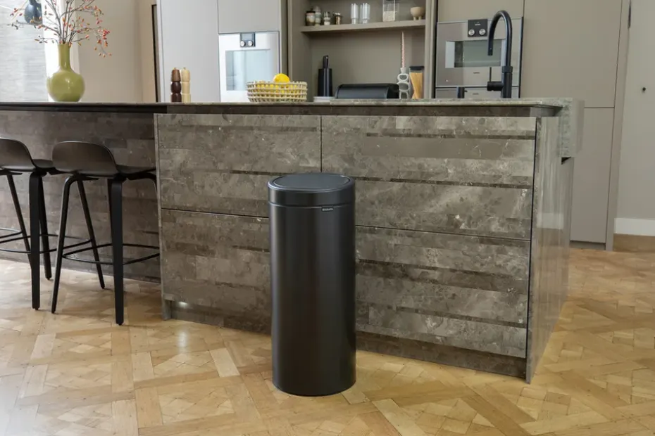 Touch Bin New 30 L, Confident Grey