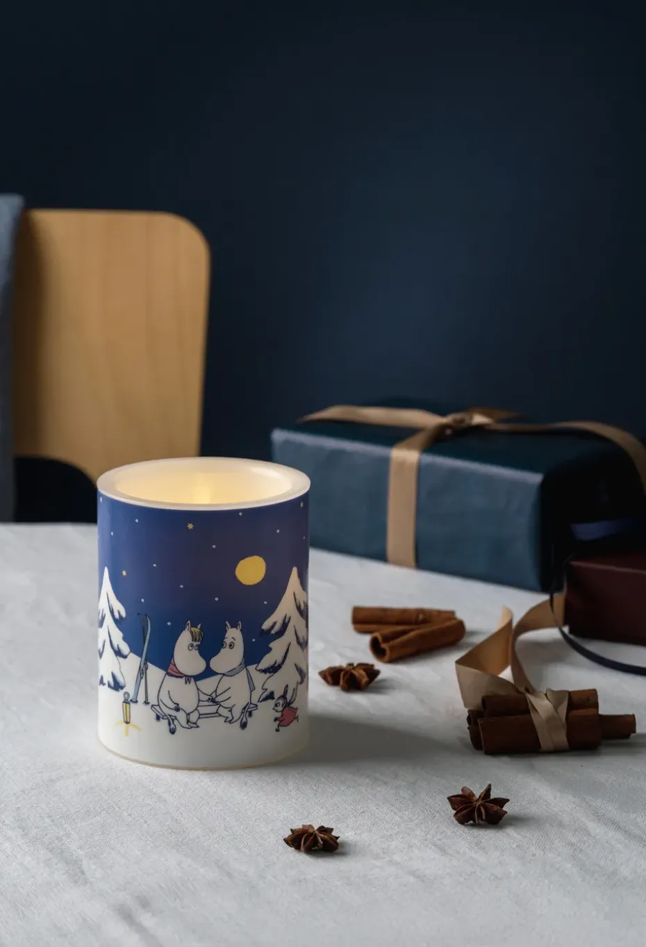 Vela gruesa LED Moomin 12,5 cm, Noche estrellada