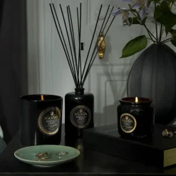 Vela perfumada Classic Maison Noir 60 horas, French Linen