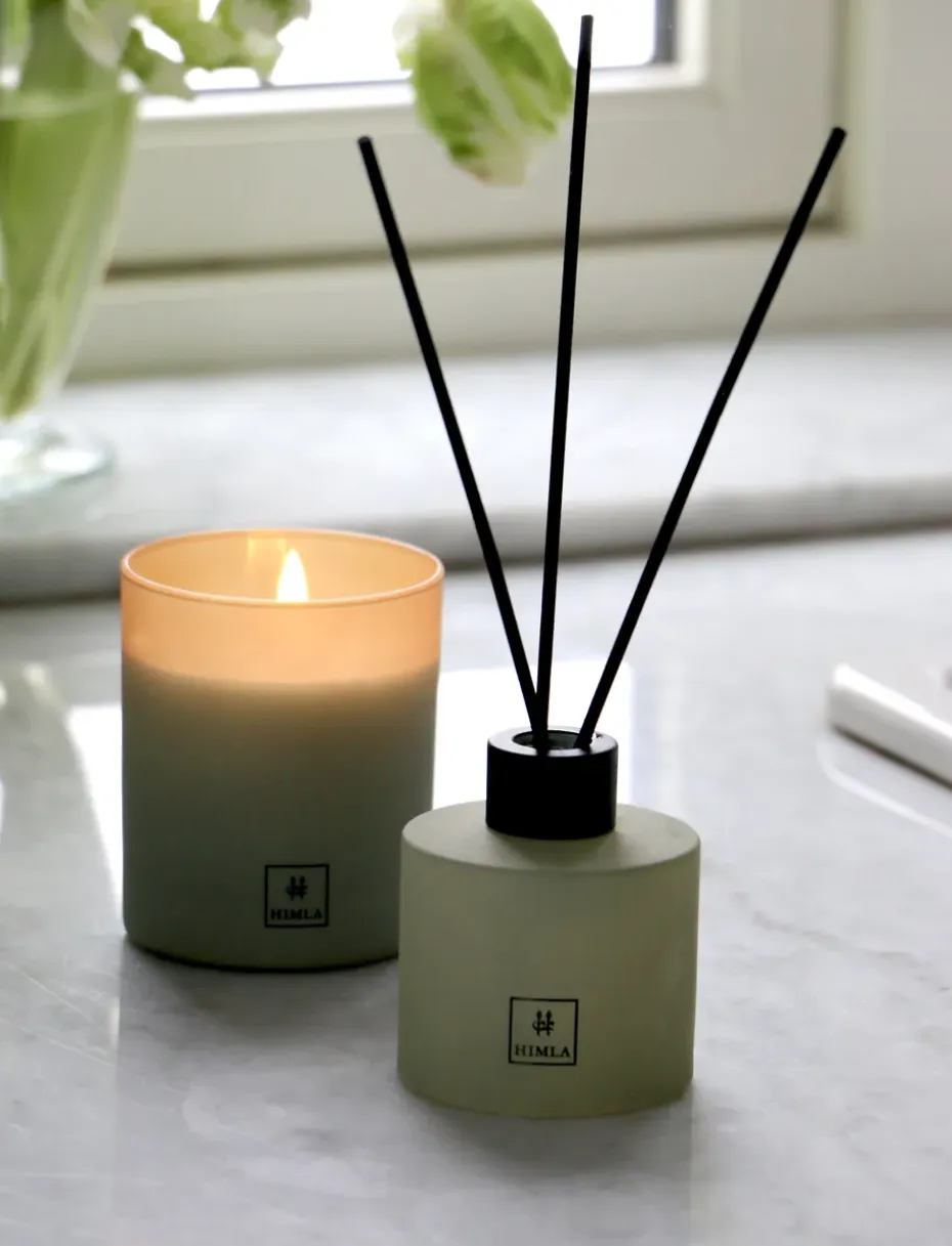 Vela perfumada Inhale 230 g, Garden greens