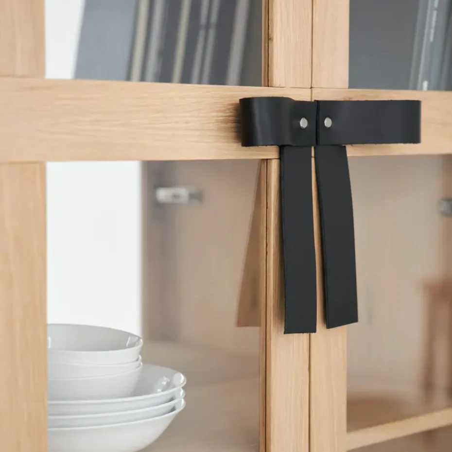 Vitrina The Bow, Roble aceitado blanco